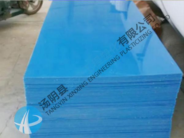 含硼聚乙烯板是不是能硬能軟？